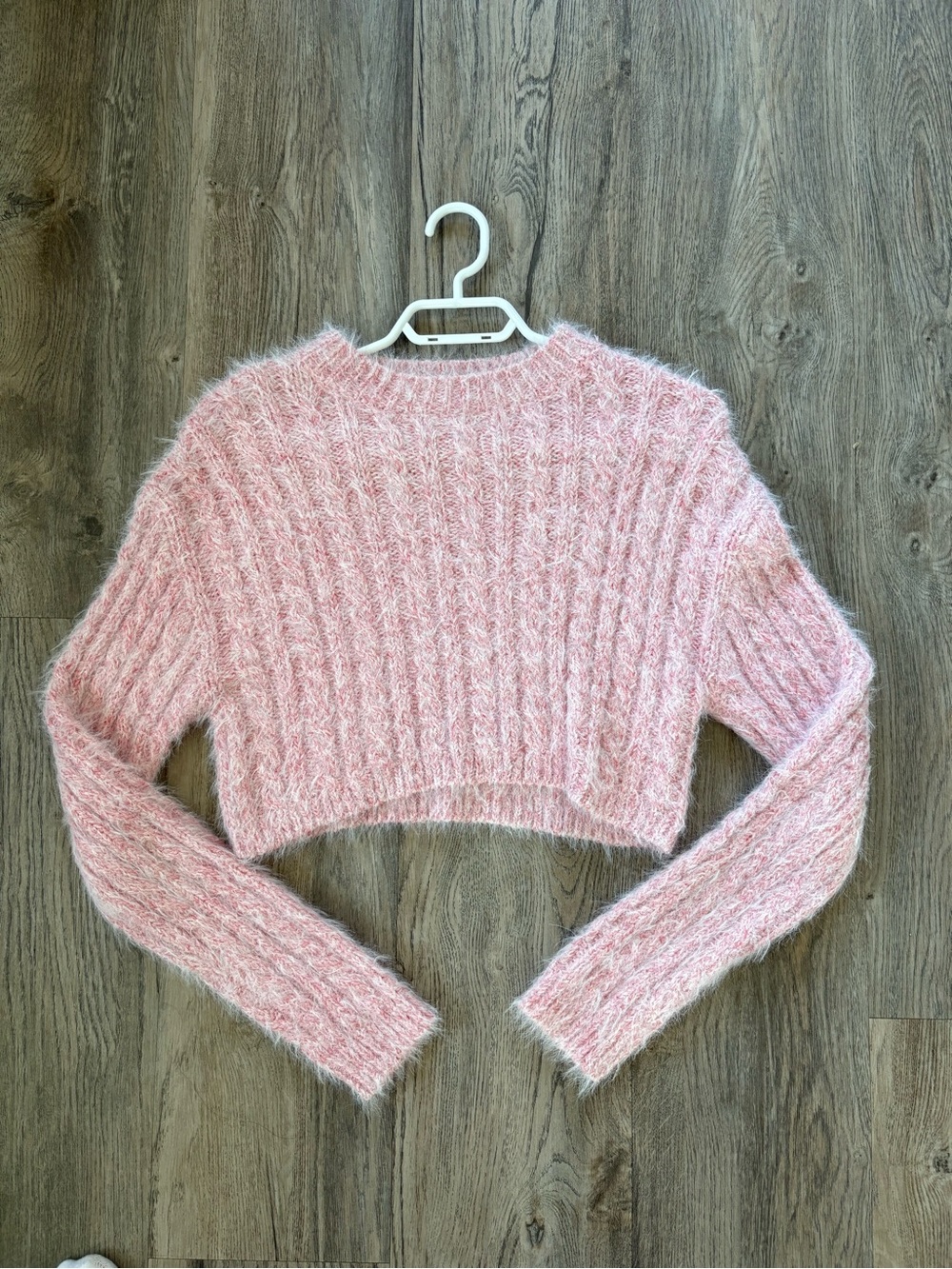 TOPSHOP Cropped Fuzzy Crewneck Sweater - Pink
